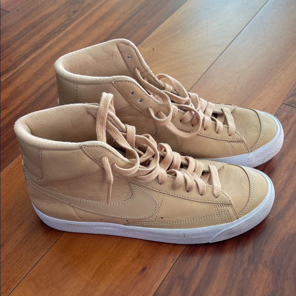 Nike Blazer Tan Hightops 8.5